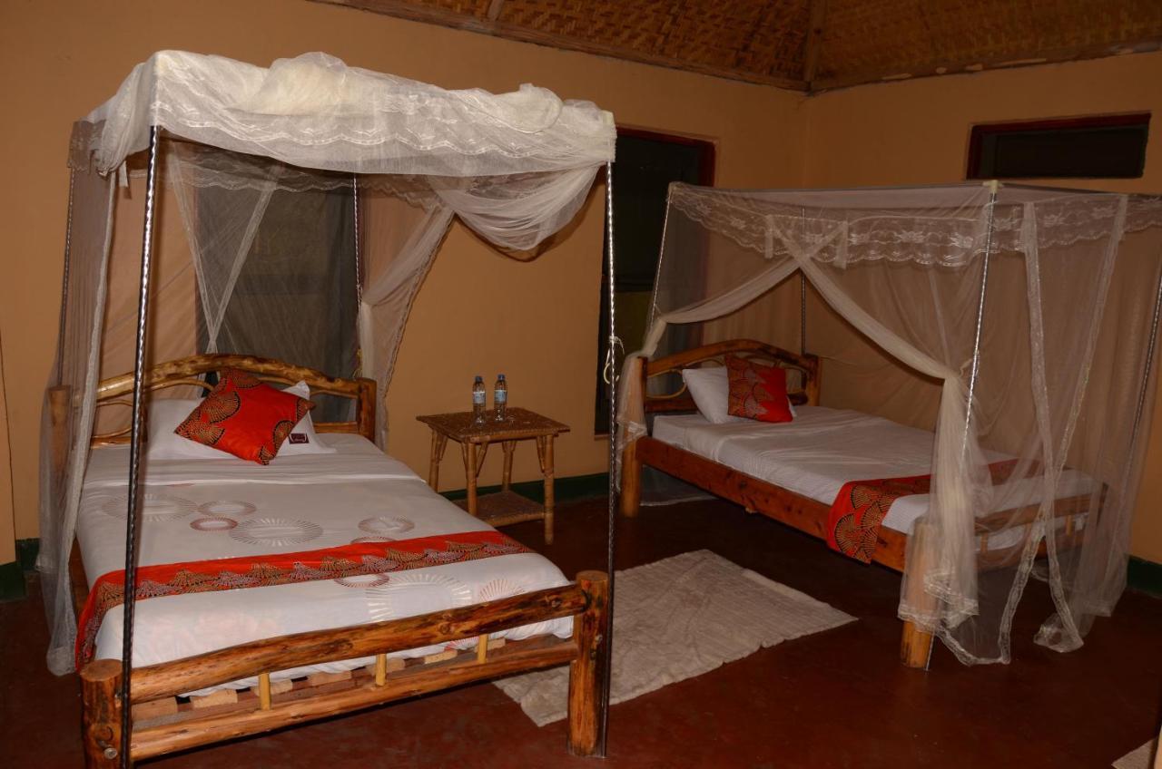 Irungu Forest Safari Lodge Katunguru Экстерьер фото